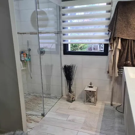Chambres D'hote Dans Maison, Piscine, 5 Minutes A Pieds De La ゲストハウス